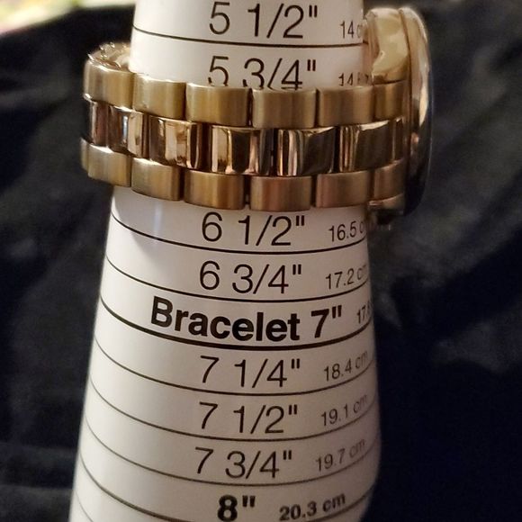 Marc by Marc‎ Jacobs Ladies Watch MBM31111 Analog Goldtone Band White Logo Face - Picture 7 of 8